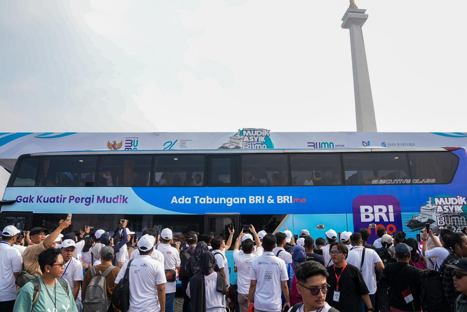 BRI Group Berangkatkan 12.173 Orang Mudik Asyik Bersama BUMN 2024