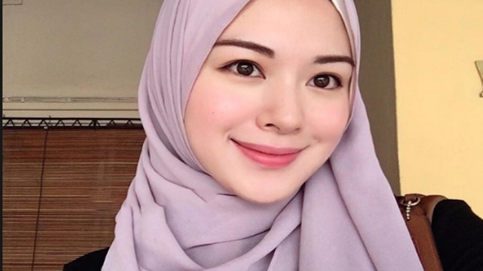 5 Fakta Ayana Jihye Moon, Mantan Personel Girl Band Korea yang Memilih Islam, No 4 Mengejutkan