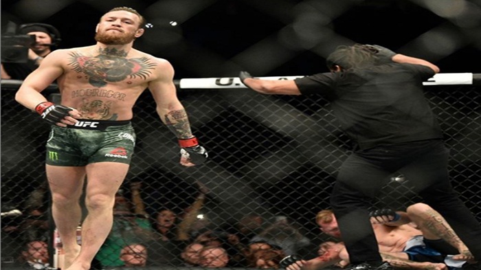 conor-mcgregor-menang-tko-atas-donald-cerrone-dalam-waktu-40-detik-di-ronde-pertama.jpg