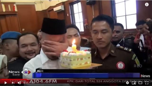 detik-detik-ahmad-dhani-menangis-di-pengadilan-tak-bisa-hadir-di-perayaan-ulang-tahun-safeea-ahmad.jpg
