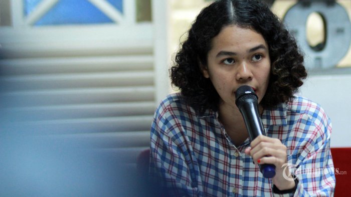 divisi-hukum-dan-monitoring-peradilan-indonesia-corruption-watch-icw-lalola-easter.jpg
