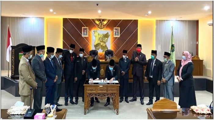 dprd-prabumulih-mengesahkan-apbd-kota-prabumulih-ta-2021-senin-30112020.jpg