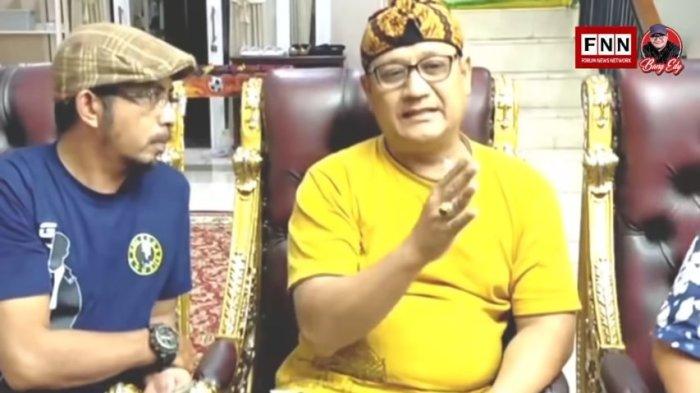 edy-mulyadi-baju-kuning-saat-menyampaikan-permintaan-maaf-terkait-ucapannya.jpg