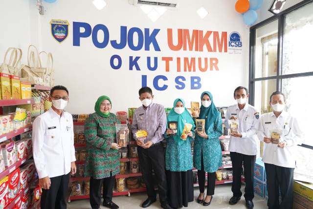 Enos Yudha Launching KPN Mart, Pusat Oleh-oleh di OKU Timur