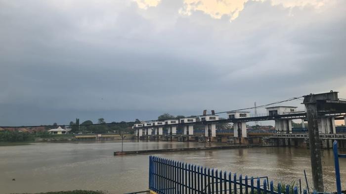 Prakiraan Cuaca OKU Timur 2 Januari 2026, Mayoritas Wilayah  Berpotensi Diguyur Hujan 