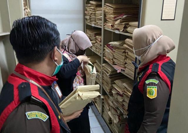 Kejari Prabumulih Geledah dan Sita Barang Bukti Dugaan Korupsi di Bank Cabang Prabumulih