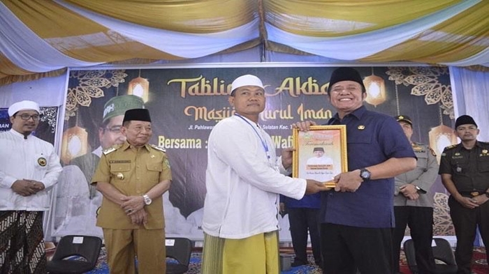 herman-deru-resmikan-rumah-tahfidz-di-kabupaten-pali.jpg