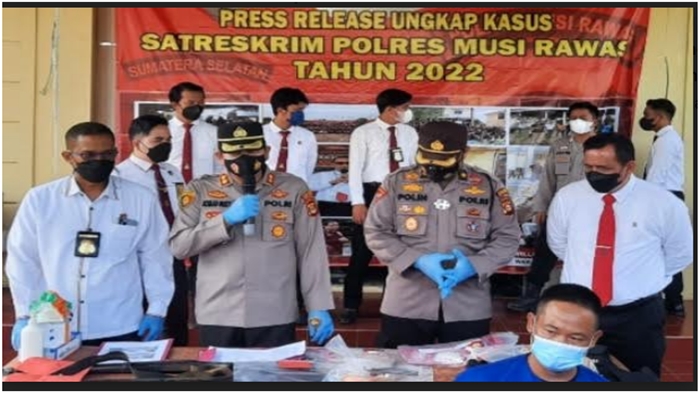 kapolres-muraakbp-achmad-gusti-hartono-rilis-penggerebekan-komplotan-bandit-senin-2132022.jpg