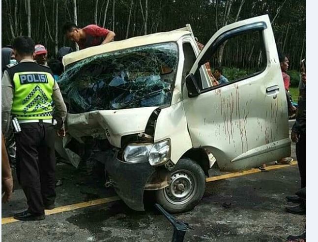 kecelakaan-beruntun-musi-pait.jpg