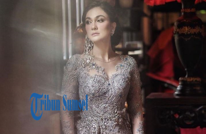 luna-maya-menikah-tahun-2020-kahiyang-ayu-singgung-soal-hari-h-mbak-you-beberkan-fakta-ini.jpg