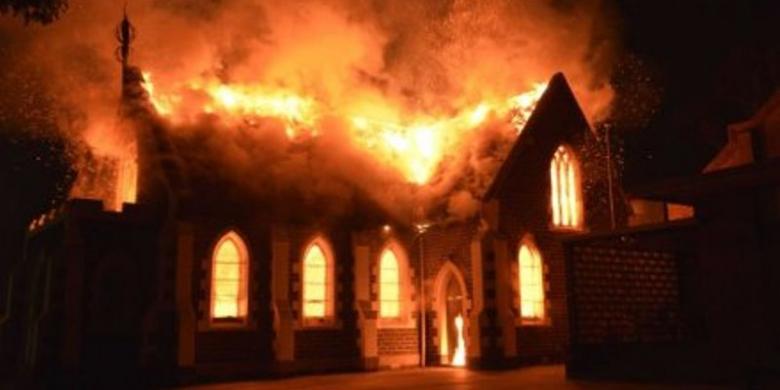 masjid-di-australia-terbakar_20160519_114659.jpg