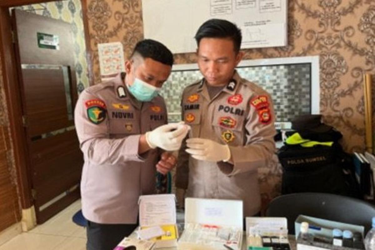 Polres Ogan Ilir Pastikan 3.264 Porsi MBG Aman Dikonsumsi, Dokkes Uji Organoleptik dan Kimiawi