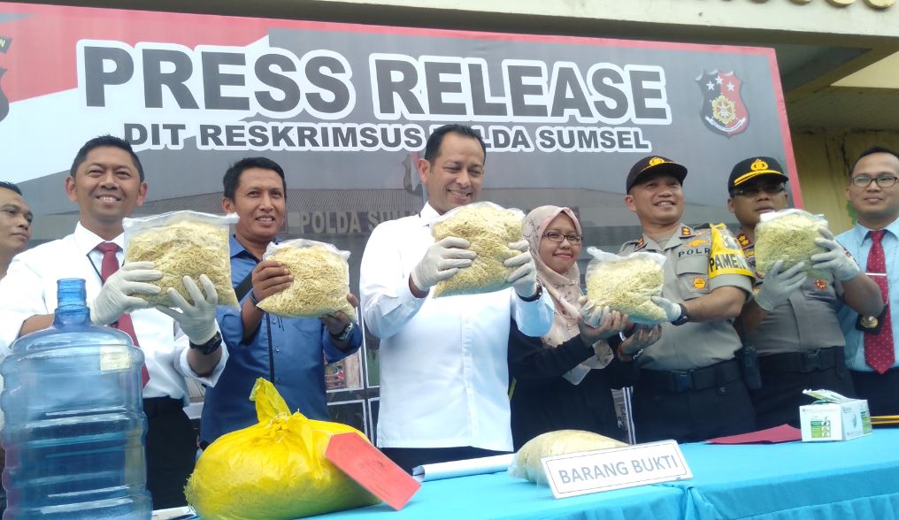 Mi Campur Formalin Produksi Frengky Tahan Hingga 20 Hari, Normalnya Mi Biasa Hanya 2 Hari