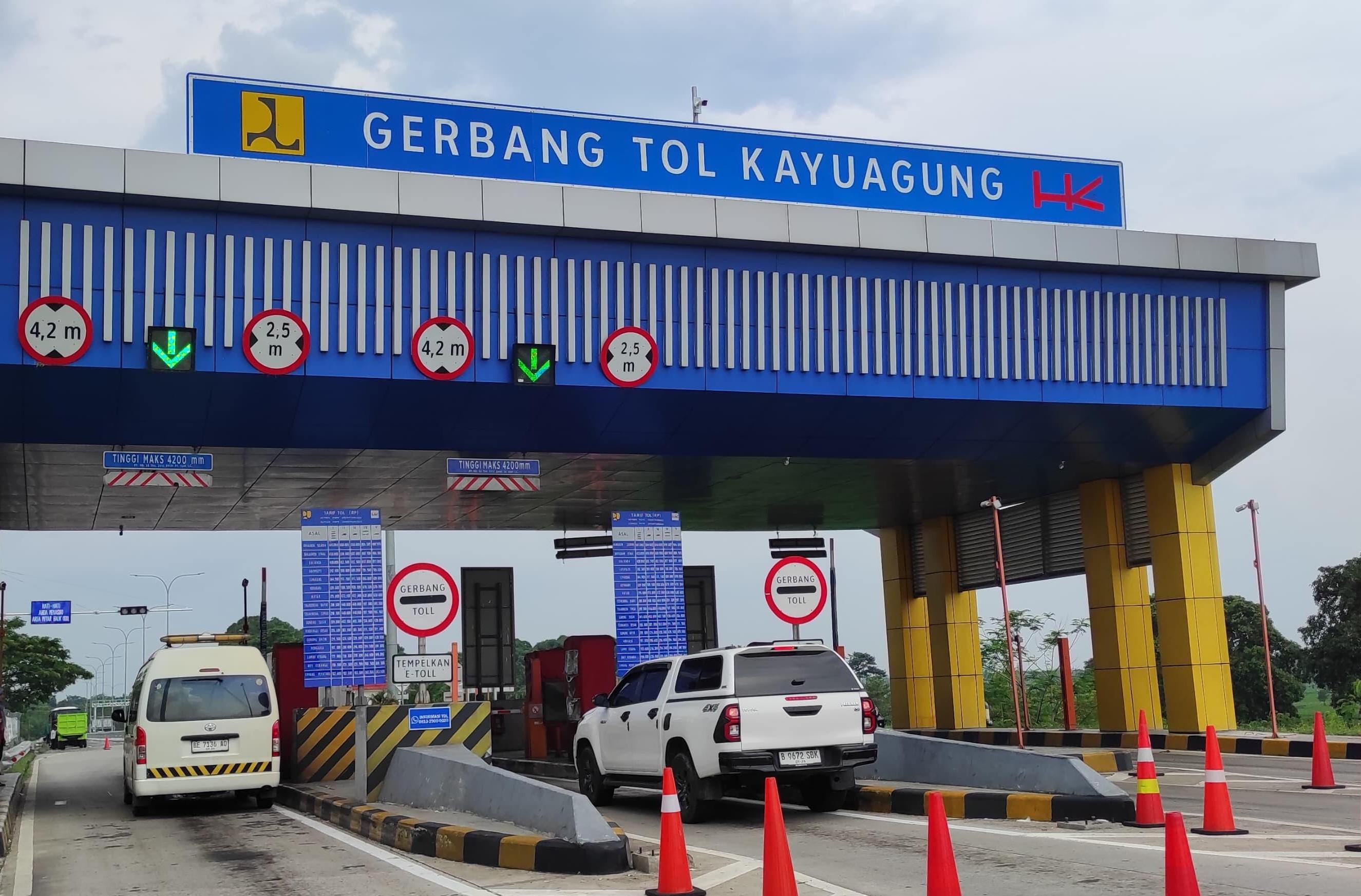 Libur Idhul Adha 5 dan 6 Juni 2025 Tercatat Ada  212.015 Kendaraan Melewati Tol JTTS