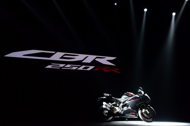 motor-all-new-honda-cbr250rr_20160804_134030.jpg