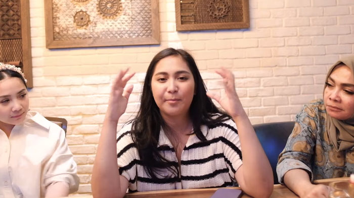 nagita-slavina-mama-rieta-dan-caca-tengker-saling-ungkap-kebiasaan-aneh-satu-sama-lain.jpg