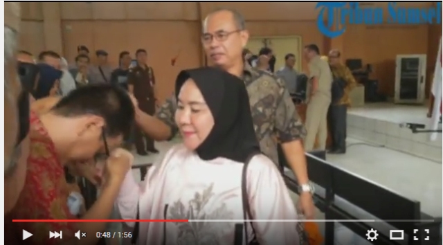 pahri-lucy-pengadilan-suap-apbd-muba-2016_20160303_161220.jpg