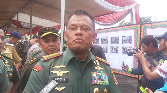 panglima-tni-jenderal-gatot-nurmantyo-mengunjungi-korem-043garuda-hitam-lampung_20160426_171015.jpg