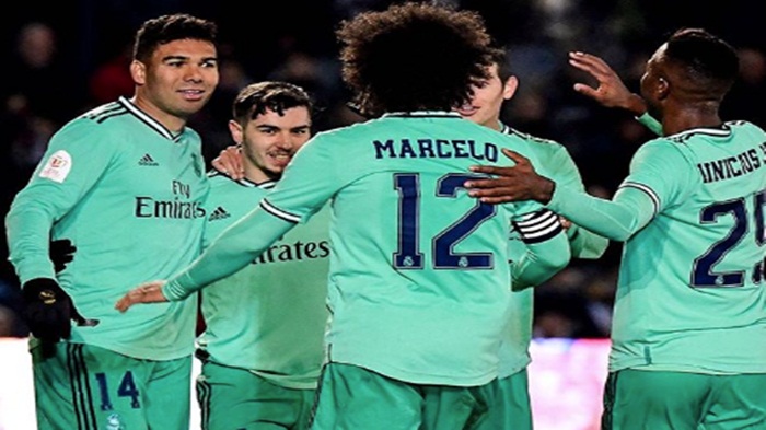 para-pemain-real-madrid-berselebrasi-usai-mencetak-gol-dalam-lanjutan-pertandingan-di-coppa-del-rey.jpg