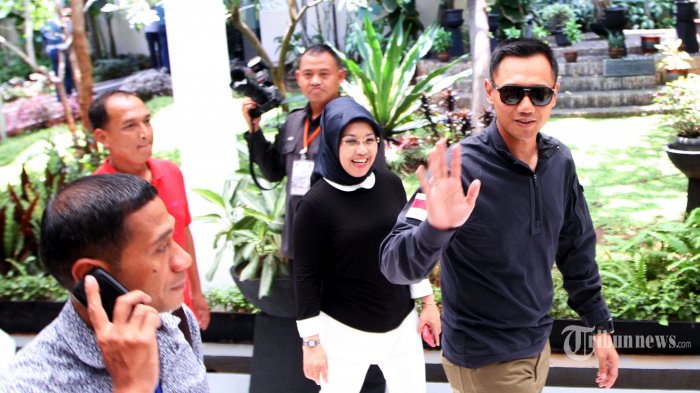 pasangan-calon-gubernur-dan-wakil-gubernur-dki-jakarta-agus-harimurti-yudhoyono-dan-sylviana-murni_20160926_144726.jpg