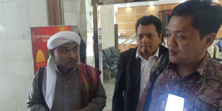pelapor-ahok_20161116_161115.jpg