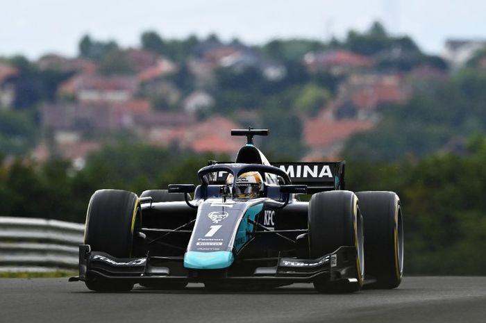 pembalap-tim-dams-sean-gelael-pada-sesi-kualifikasi-formula-2-gp-hungaria.jpg
