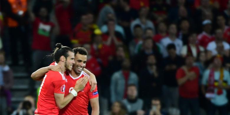 penyerang-wales-hal-robson-kanu-kanan-mendapat-sambutan-dari_20160702_093516.jpg