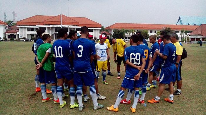 persib-bandung-latihann_20151218_163154.jpg