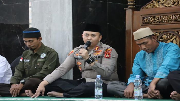 polres-okus-gelar-peringatan-tahun-baru-islam.jpg