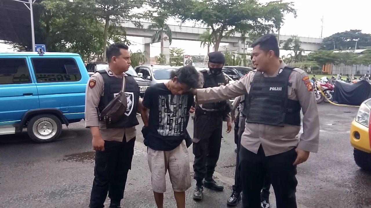 Inilah Preman Kampung Paling Sering Buat Onar di 5 Ulu, Ditangkap Tapi Coba Buang Barang Bukti