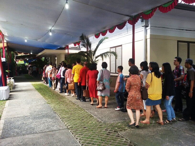 Ratusan Umat Kristiani Ramaikan Open House Uskup Agung Palembang