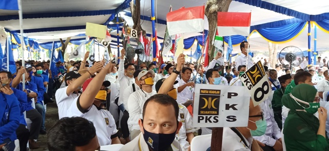 Hari Ini Bapaslon Panca Wijaya - Ardani Daftar ke KPU Ogan Ilir, Sebut Diantar Ribuan Simpatisan