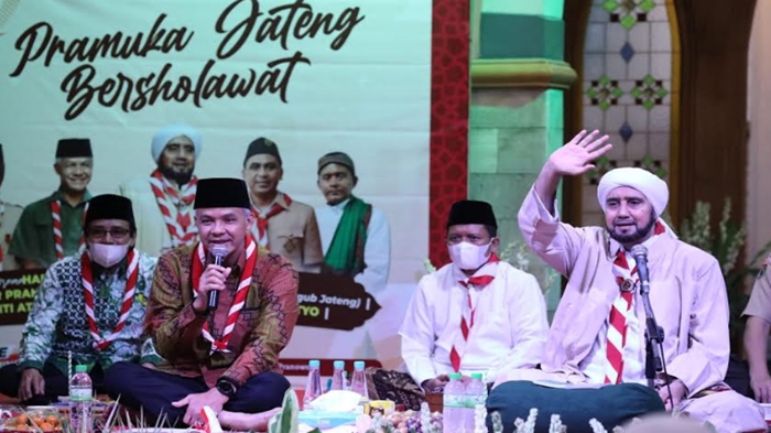 Sempat Terhalang Pandemi, Ganjar Pranowo Akhirnya Bertemu Habib Syeh bin Abdul Qodir Assegaf