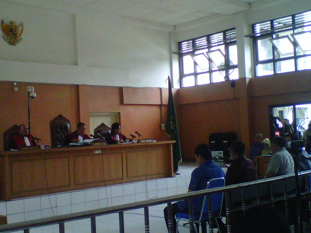suasana-persidangan-di-pengadilan-tipikor-pn-palembang_20160331_115302.jpg
