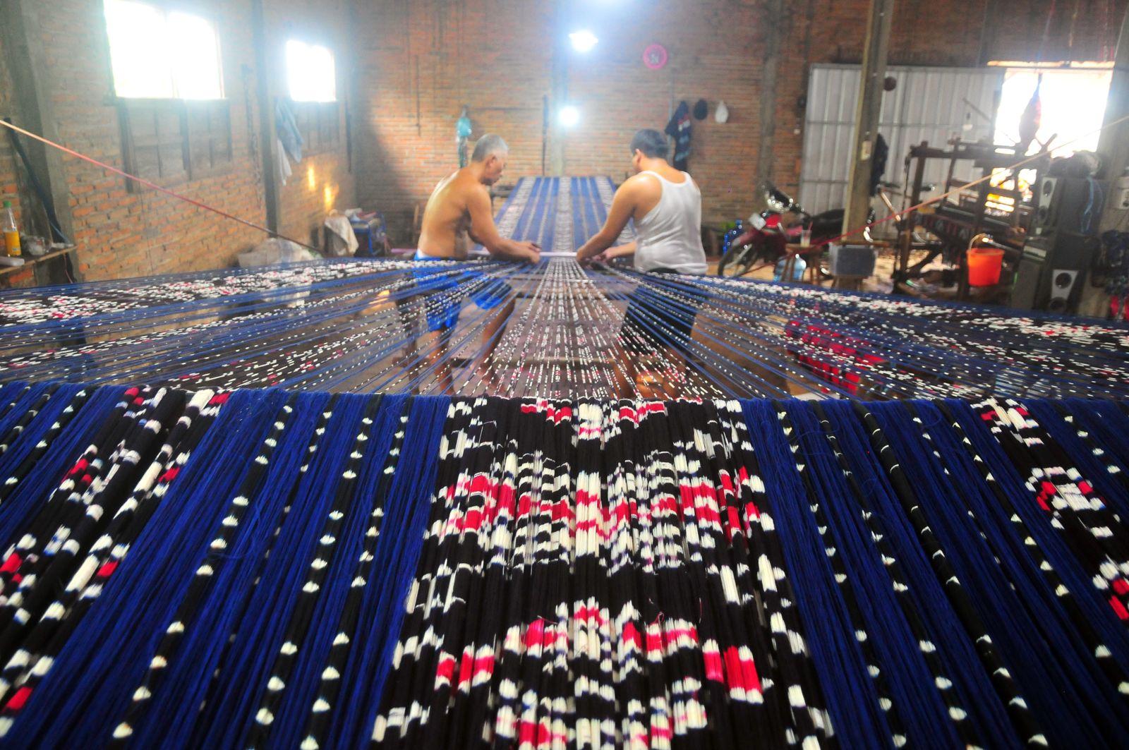 Hanya Kurun Waktu 2 Bulan, BRI Catatkan Penyaluran KUR Rp27,72 Triliun untuk Dukung UMKM