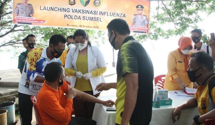 vaksin-influenza-polda-sumsel.jpg