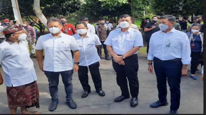 vaksinasi-bersama-bpjamsostek-untuk-pekerja-pariwisata.jpg