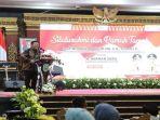 077-jy-k9silaturahmi-menkopolhukam-bersama-gubernur.jpg