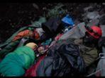 4-Sosok-yang-temani-jenazah-Juliana-di-jurang-kedalaman-600-meter.jpg