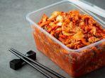5-Rekomendasi-Makanan-Lezat-yang-Bikin-Lebih-Sehat-di-tahun-2023-Kimchi-dari-Korsel-Salah-Satunya.jpg