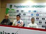 Ahmad-Zulkifli-dan-para-pemain-1.jpg