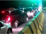 Antri-panjang-di-gerbang-tol-Kayuagung-gegara-saldo-minimal-kartu-tol-Rp-25-ribu.jpg
