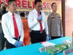 BREAKING-NEWS-Kurir-Sabu-3-Kg-Ditangkap-di-Palembang-Dijanjikan-Upah-Rp-20-Juta-Untuk-Sekolah-Anak.jpg