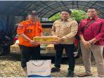 BSB-serahkan-bantuan-pada-warga-terdampak-banjir-di-Muratara.jpg