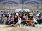 Bawa-Kue-Lebaran-Warga-RT-01-RW-08-Gunung-Ibul-Prabumulih-Jalankan-Tradisi-Silaturahmi.jpg