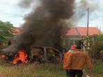 Berawal-Anaknya-Main-Api-Putra-Warga-Lubuklinggau-Kaget-Mobil-Toyota-Hilux-Miliknya-Hangus-Terbakar.jpg