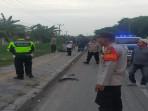 Bukti-ini-Jadi-Petunjuk-Polisi-Buru-Pelaku-Tabrak-Lari-Tewaskan-Sejoli-di-Soekarno-Hatta-Palembang.jpg