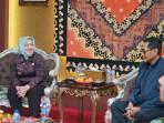 Bupati-Musi-RawasHj-Ratna-Machmud-ketika-menyambut-kunjungan-kerja-Ombudsman-RI.jpg