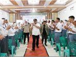 Bupati-OKU-Timur-Lanosin-Hamzah-Enos-membuka-kegiatan-LKS-angkatan-Ke-XIII-tahun-2022.jpg
