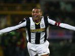David-Trezeguet-berselebrasi-usai-mencetak-gol-bersama-Juventus.jpg